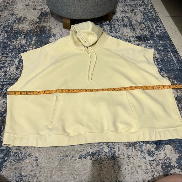 Old Navy Active Dynamic Fleece Breathable Yellow Sleeveless Hoodie Size 3X - Picture 5 of 7